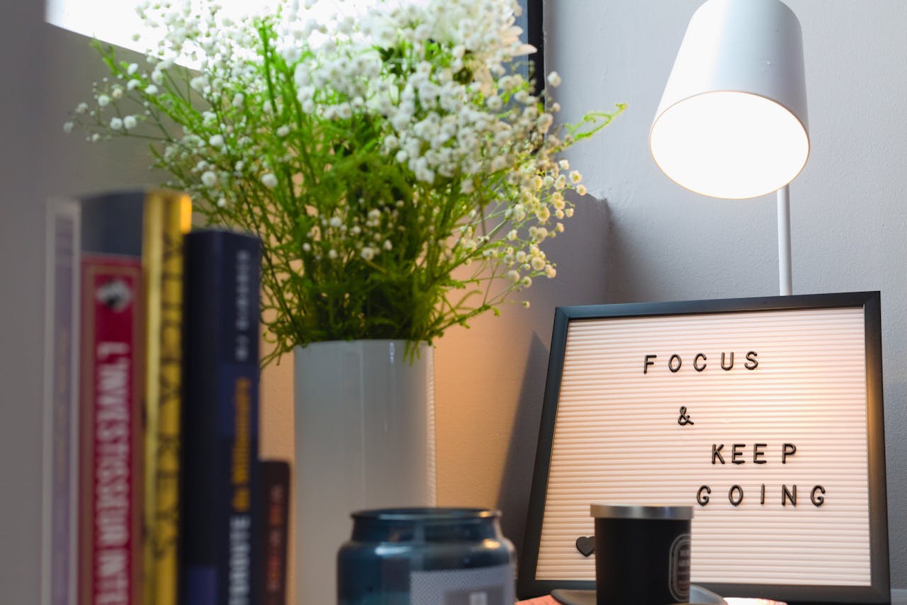 Signs it’s time to declutter your office in Brooklyn